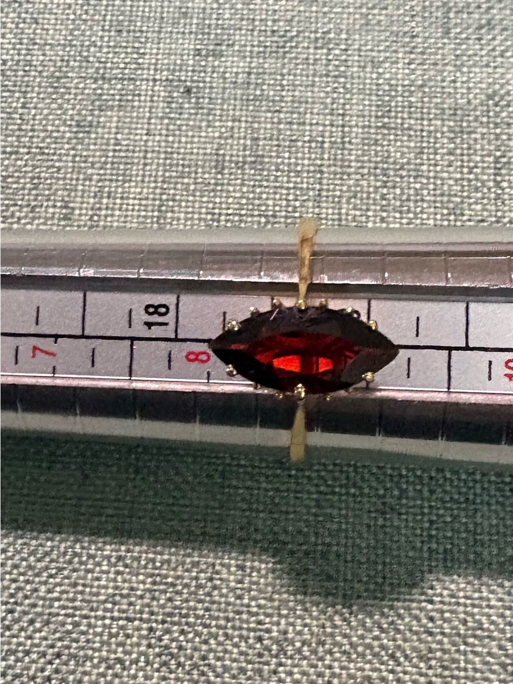 Vintage 18k yellow gold 14 prong marquise cut deep red garnet ring - Picture 3 of 8